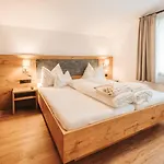 酒店 Regitnig - 4 Sterne Und 魏森湖