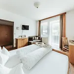 Regitnig - 4 Sterne Und