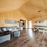 Regitnig - 4 Sterne Und 4*