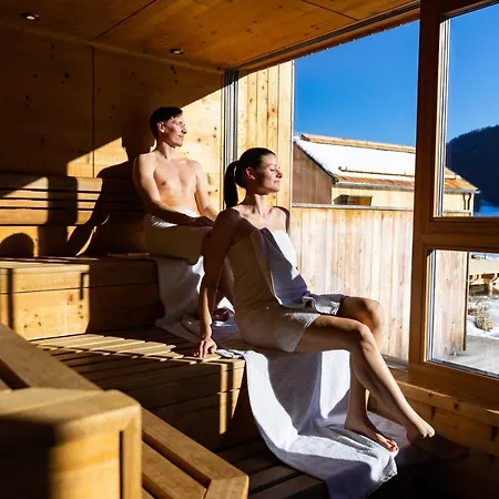 Regitnig - 4 Sterne Und Szálloda Weissensee