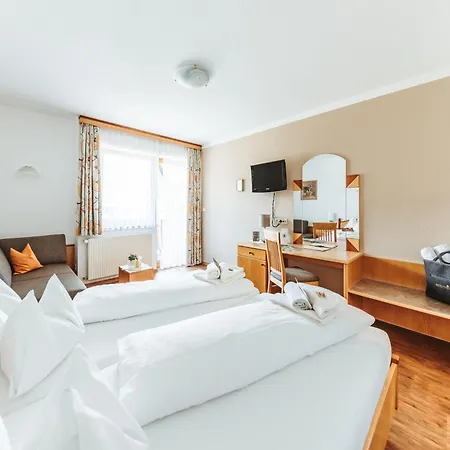 Regitnig - 4 Sterne Und 4*