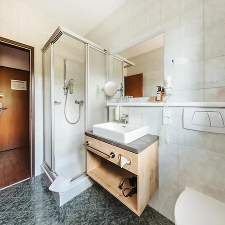 Regitnig - 4 Sterne Und