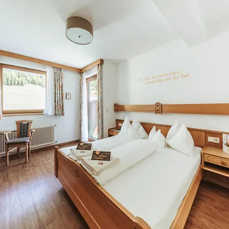 Hotel Regitnig - 4 Sterne Und Weissensee