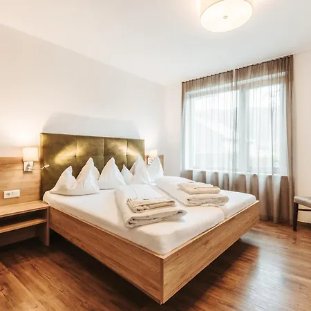 Regitnig Gmbh - 4 Sterne Und