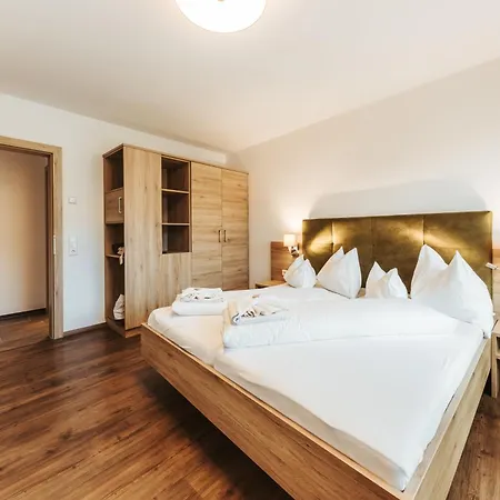 Regitnig - 4 Sterne Und 4* Weissensee