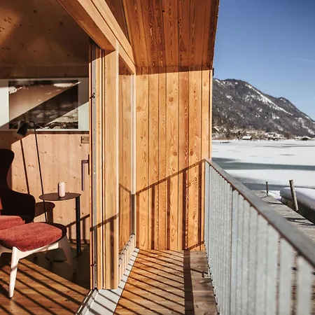 Regitnig Gmbh - 4 Sterne Und 4* Weissensee